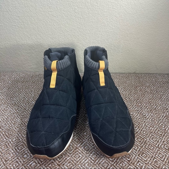 TEVA EMBER MID BOOTS WOMEN SHOES AMARANTH SZ 11 OUTDOOR COMFY PREPPY GORPCORE - Picture 3 of 11